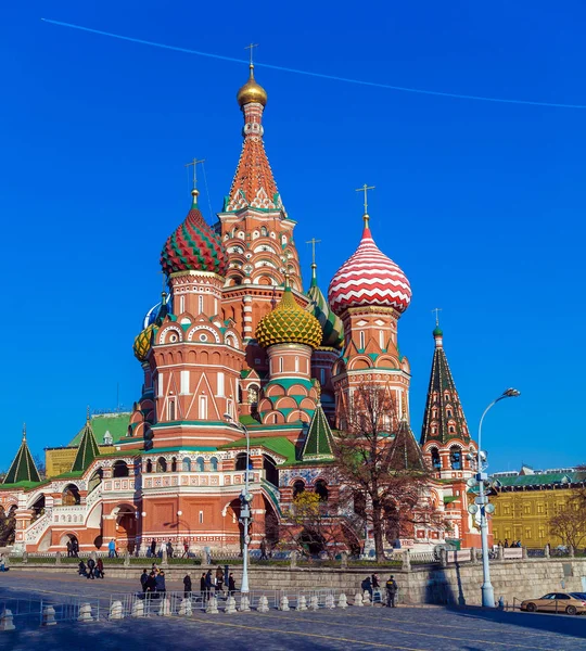 ロシア ・ モスクワ赤の広場の聖ワシリイ大聖堂 — ストック写真
