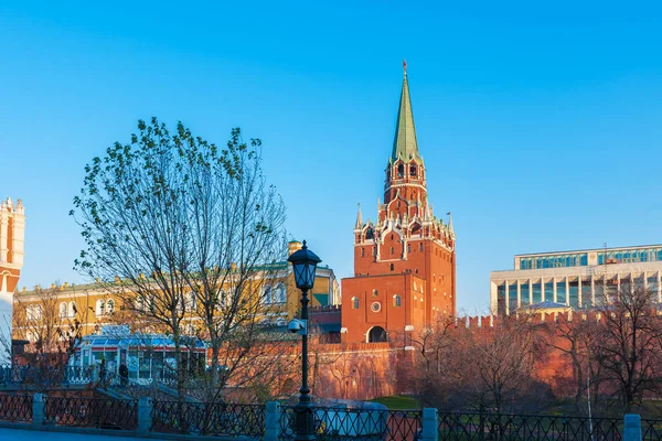 Οι πύργοι του Κρεμλίνου στη Μόσχα, Ρωσία — Φωτογραφία Αρχείου