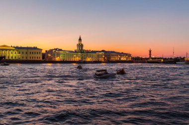 Kunstkamera ve Neva, Saint Petersbur