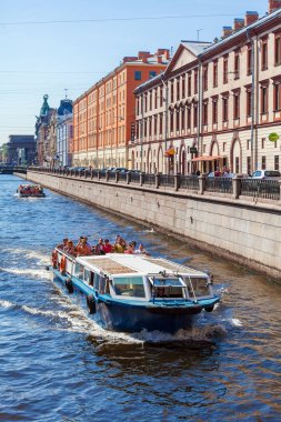 Saint Petersburg, Rusya - 26 Temmuz 2014: Tur ile bir tur tekne
