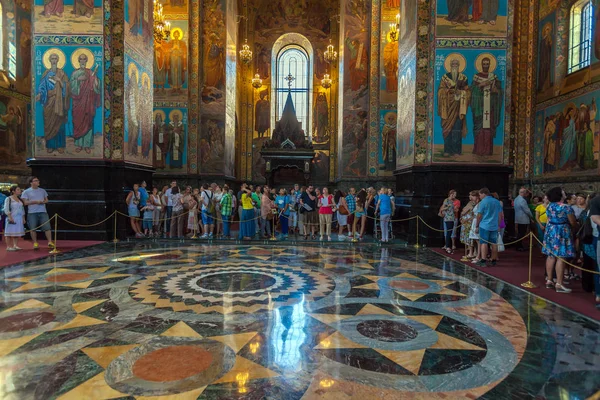 Sint-Petersburg, Rusland - 26 juli 2014: Interieur van de meest — Stockfoto