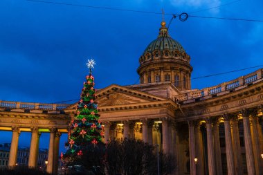 Gece, Saint Petersburg ışıklı Kazan Katedrali
