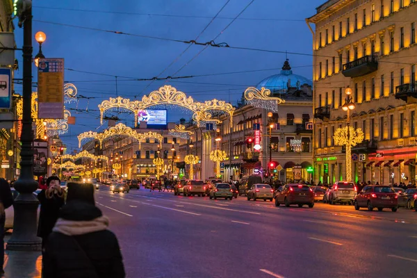 Saint Petersburg, Rusya - 25 Aralık 2016: Meşgul otomobil t — Stok fotoğraf