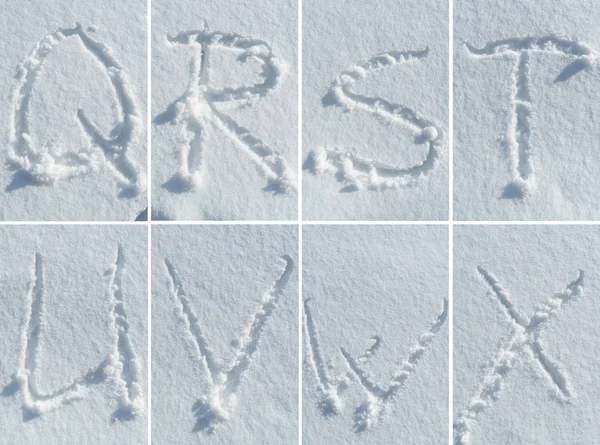 Alfabeto inglês na neve - conjunto de fontes — Fotografia de Stock