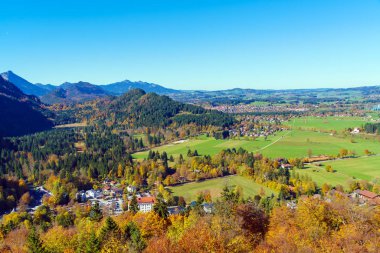 Hohenschwangau Vadisi Neuschwanstein Şatosu, Bavyera, Germ yakınındaki