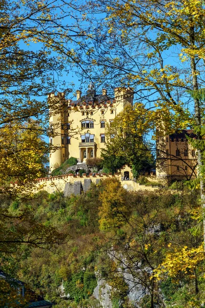 Bawaria, Niemcy - 15 października 2017: Zamek Hohenschwangau, chil — Zdjęcie stockowe