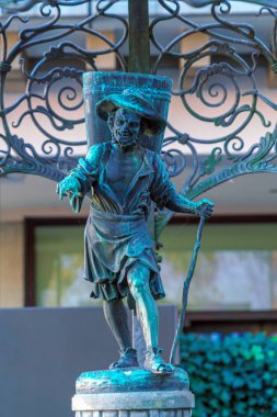 Eski çeşme su taşıyıcısı, Zürih, Swit bir insan figürü ile