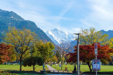Interlaken, İsviçre - 17 Ekim 2017: Bisikletçi Park 