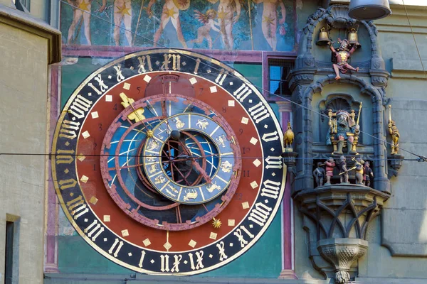 Esfera astronómica del Zytglogge, torre del reloj medieval, Berna , — Foto de Stock