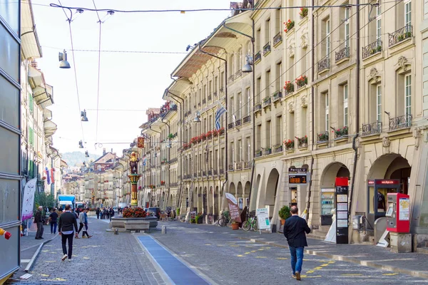 Berna, Svizzera - 17 ottobre 2017: Main shopping street of ol — Foto Stock