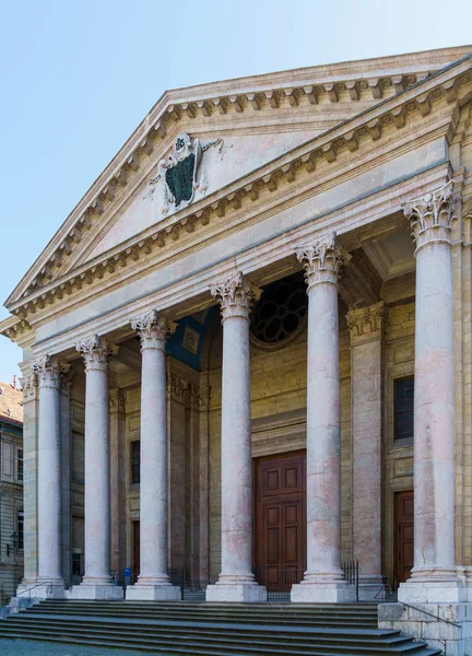 Ο Καθεδρικός Ναός του St Pierre, εγκρίθηκε σπίτι εκκλησία του John Calvin, Ge — Φωτογραφία Αρχείου