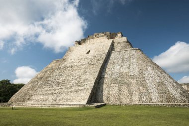 Uxmal Arkeolojik Sit
