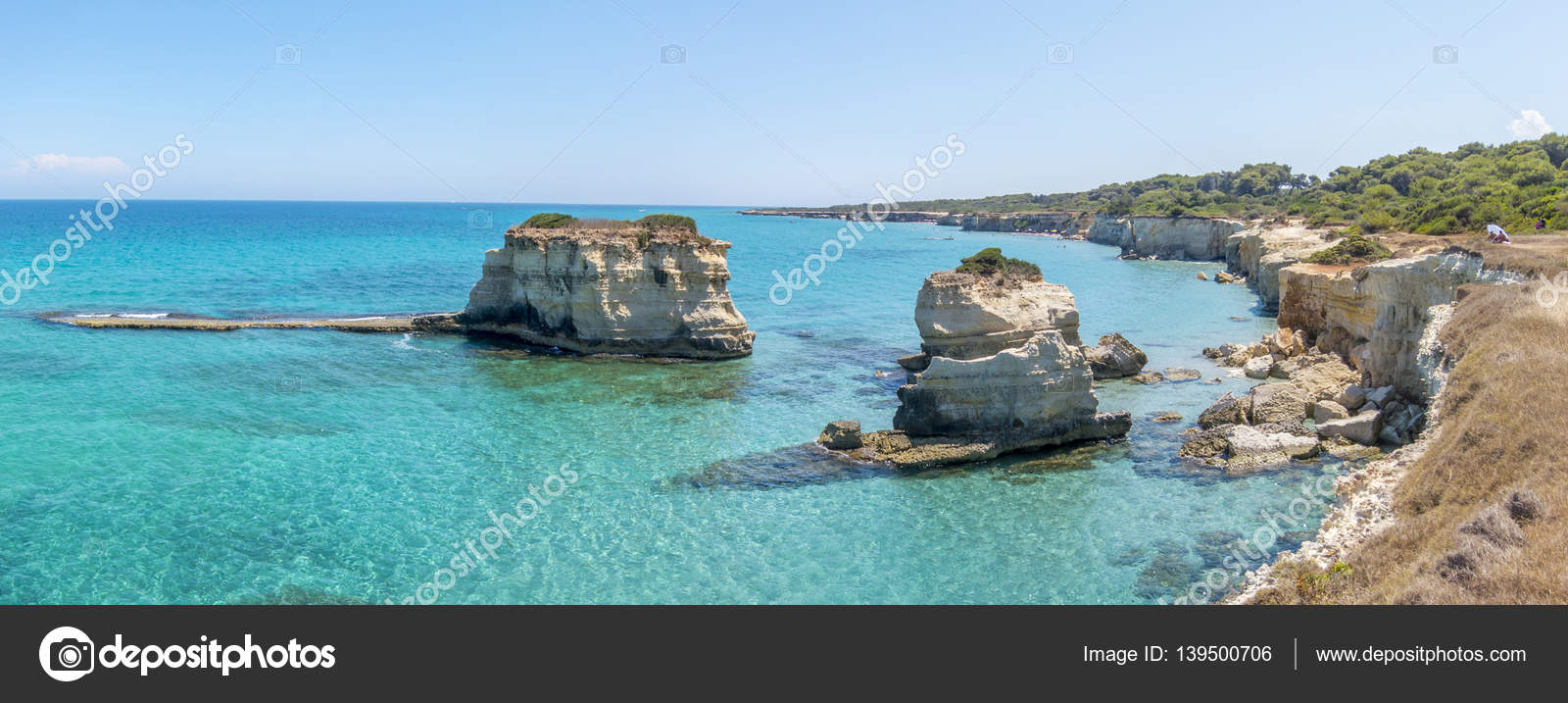 Cliffs in Torre Sant Andrea — Stock Photo © tommasolizzul 139500706