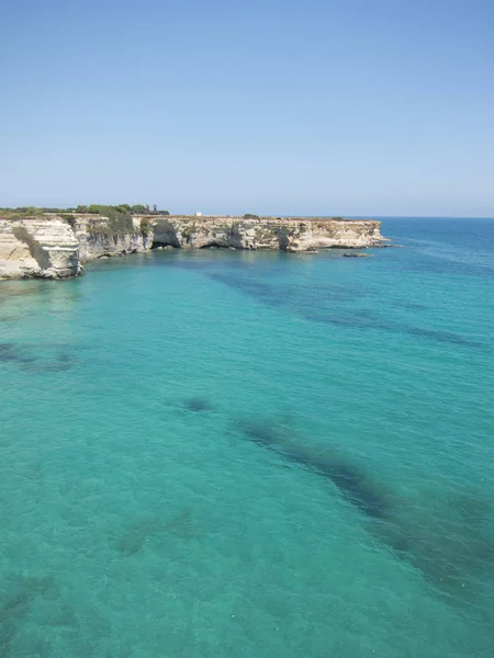 Falésias em Torre Sant Andrea — Fotografia de Stock