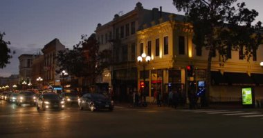 Gece atış tipik Gaslamp Quarter iş San Diego'da kurulması