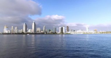 San Diego manzarası kadeh yuvasından görüldüğü gibi kuran gün
