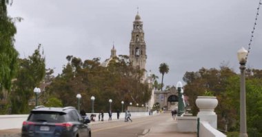 San Diego'nun Balboa Park California kulede görüntüsünü oluşturma bulutlu