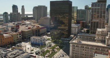 San Diego Skyline gündüz yüksek açı havadan görünümü
