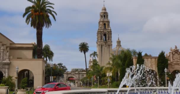 Di giorno Istituzione dello scatto della California Tower nel Balboa Park di San Diego — Video Stock