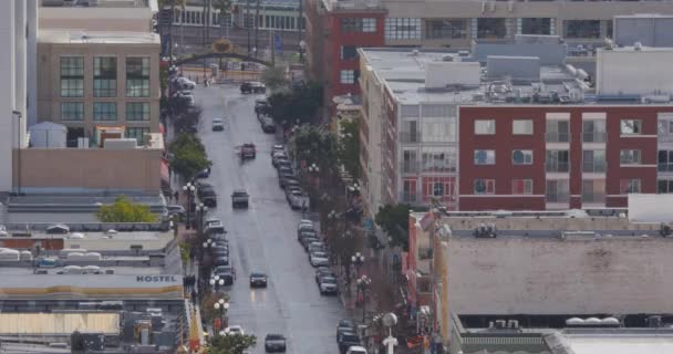 Lang luchtfoto van Gaslamp Quarter in San Diego — Stockvideo