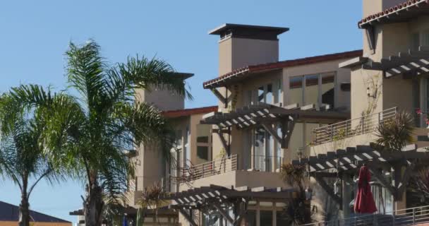 Establishing Shot Upscale Apartment Buildings on Coronado Island — Stock Video