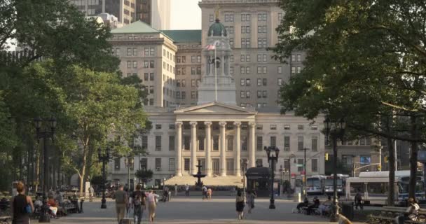 Dag tot de oprichting van Shot Brooklyn Borough Hall — Stockvideo