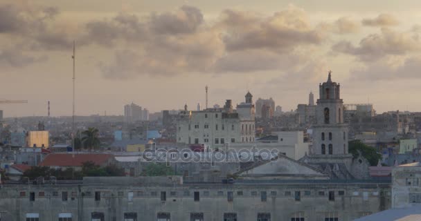 Soumrak vysoký úhel zavedení Shot Havana Kuba Panorama — Stock video