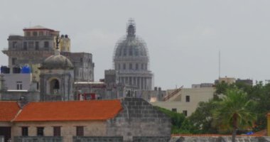 Dolly Havana Küba'da Capitol kubbe görüntüsünü oluşturma