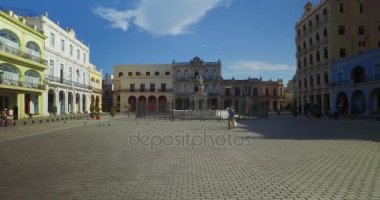 Gün sabah Havana'nın tarihi kent meydanının görüntüsünü oluşturma