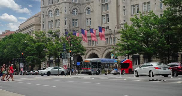 Exteriér den založení Shot Trump Hotel v Washingtonu, D.c. — Stock video