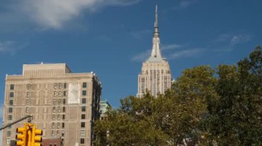 Empire State binasının tepesine ile Manhattan Skyline