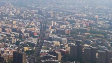 Bronx havadan görünümü sisli sabahı
