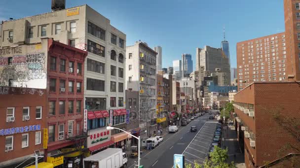 Ángulo alto diurno que establece la toma del barrio chino de Manhattan — Vídeos de Stock