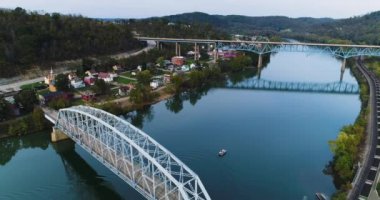 Gün dış ters hava atış Brownsville Pennsylvania'nın kurulması