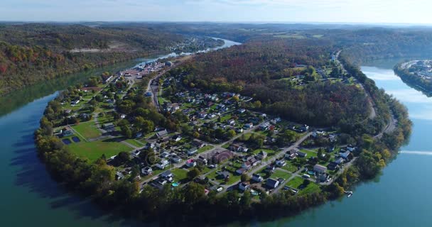 Vue Aérienne De La Petite Ville De Newell Pennsylvanie — Video