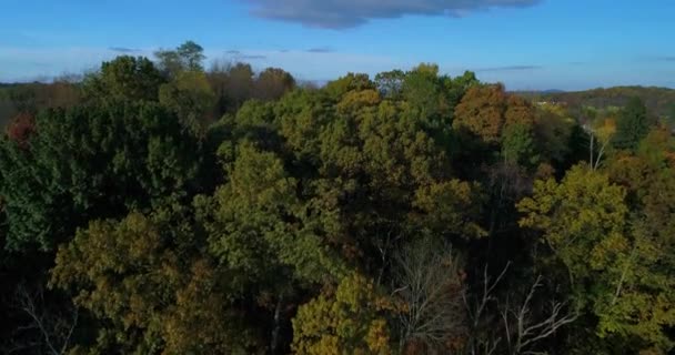 Wieczorem Rising antenowe ustanawiającego strzał z okolicy Pennsylvania — Wideo stockowe