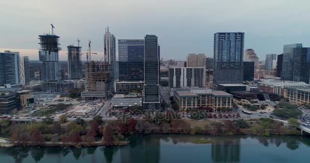 Luchtfoto van het profiel van Austin Texas Skyline — Stockvideo