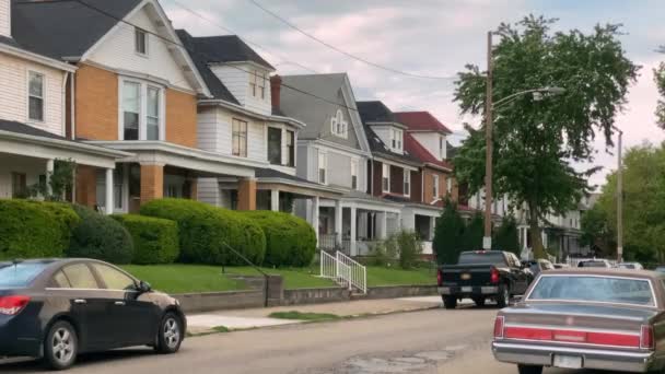 Exterior Verão Diurno Estabelecendo Tiro Casas Típicas Classe Média Cinturão — Vídeo de Stock