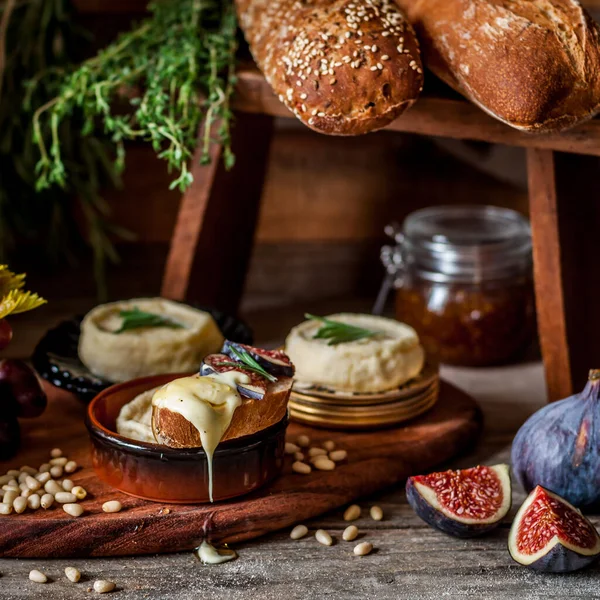 Soft Spreadable French Stinky Cheese Slice Bread Fruit Pine Nuts — Stock Photo, Image