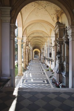 Zagreb, Hırvatistan'daki Mirogoj mezarlığında Arcades