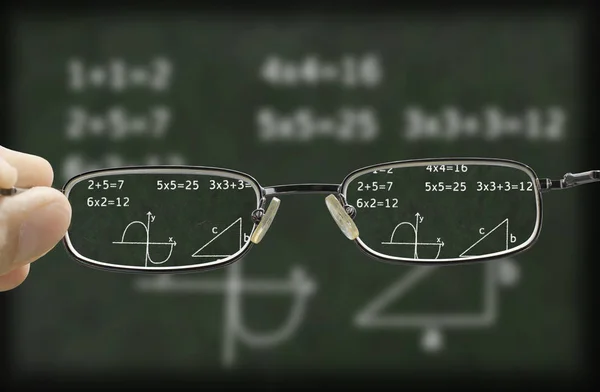 Vision Floue Tableau Vert Avec Calcul Mathématique Corrigé Par Les — Photo