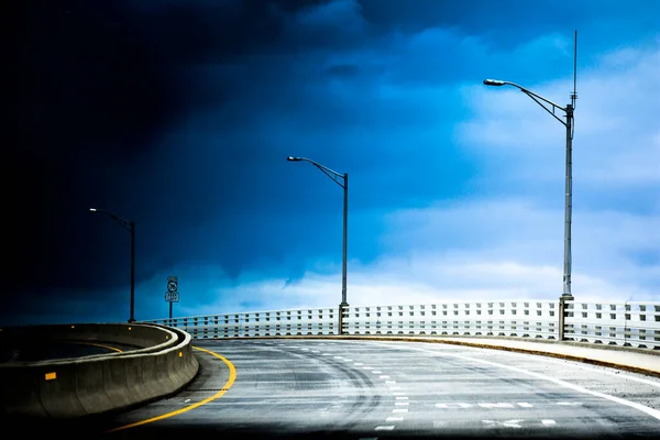 Forte Tempête Sur Route Pont Autoroute Plage Crochet Sable Dans — Photo