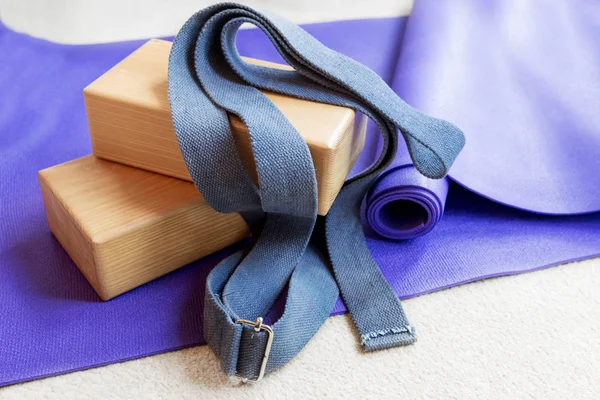 Fitness yoga halı üzerinde pilates ekipmanları'den aksesuarlar