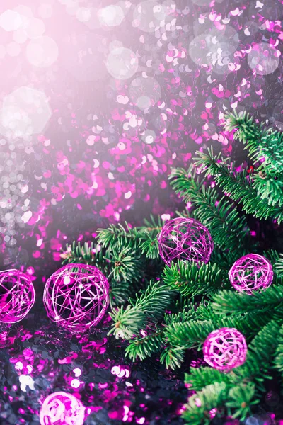 Purple Christmas bauble pine sparkling background — Stok Foto