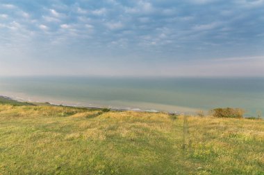 Popüler Beachy Head Atlantik Okyanusu kıyısında İngiltere