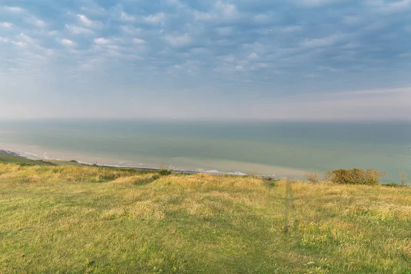 Popüler Beachy Head Atlantik Okyanusu kıyısında İngiltere