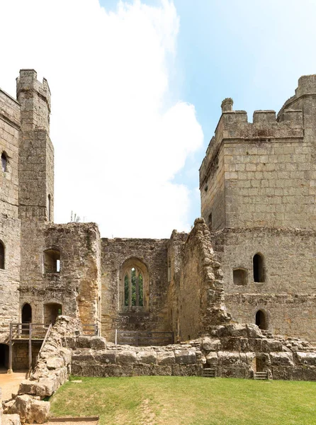 Antiguo castillo Bodiam en Sussex Inglaterra — Foto de Stock