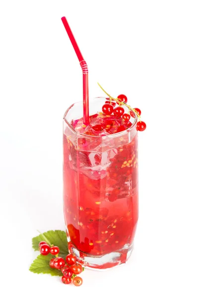 Frischer roter aktueller Detox-Sommerdrink — Stockfoto