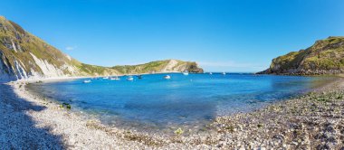 Lulworth Cove Atlantik Okyanusu kıyısında Dorchester İngiltere'de