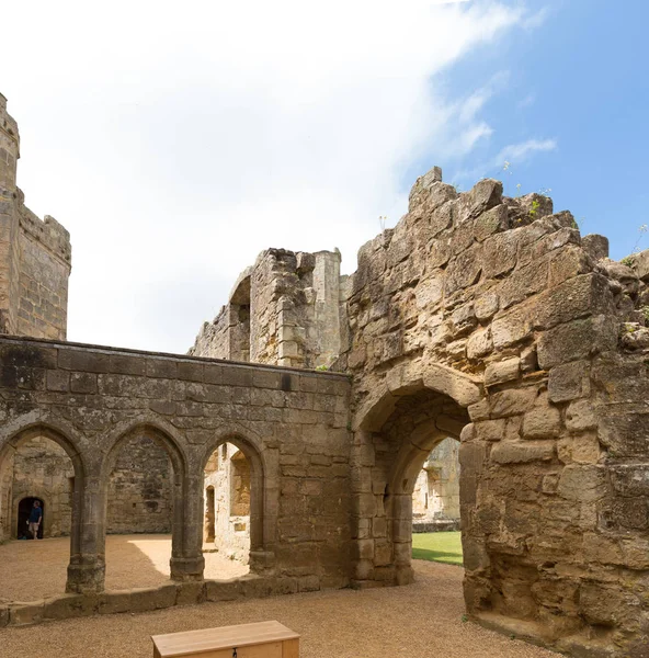 Antiguo castillo Bodiam en Sussex Inglaterra — Foto de Stock